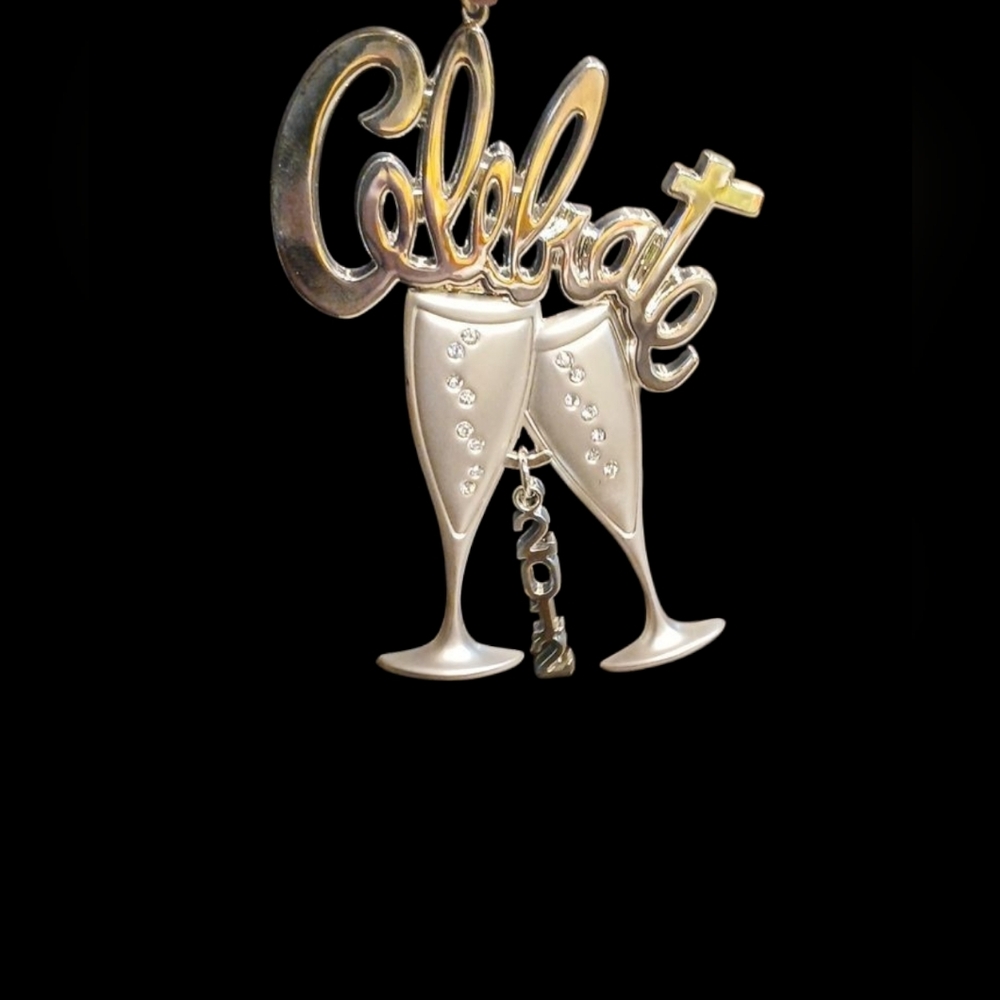 Lenox "2012" Celebrate Ornament - Picture 4 of 5